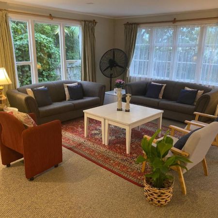 Lounge, Bavaria B&B Auckland